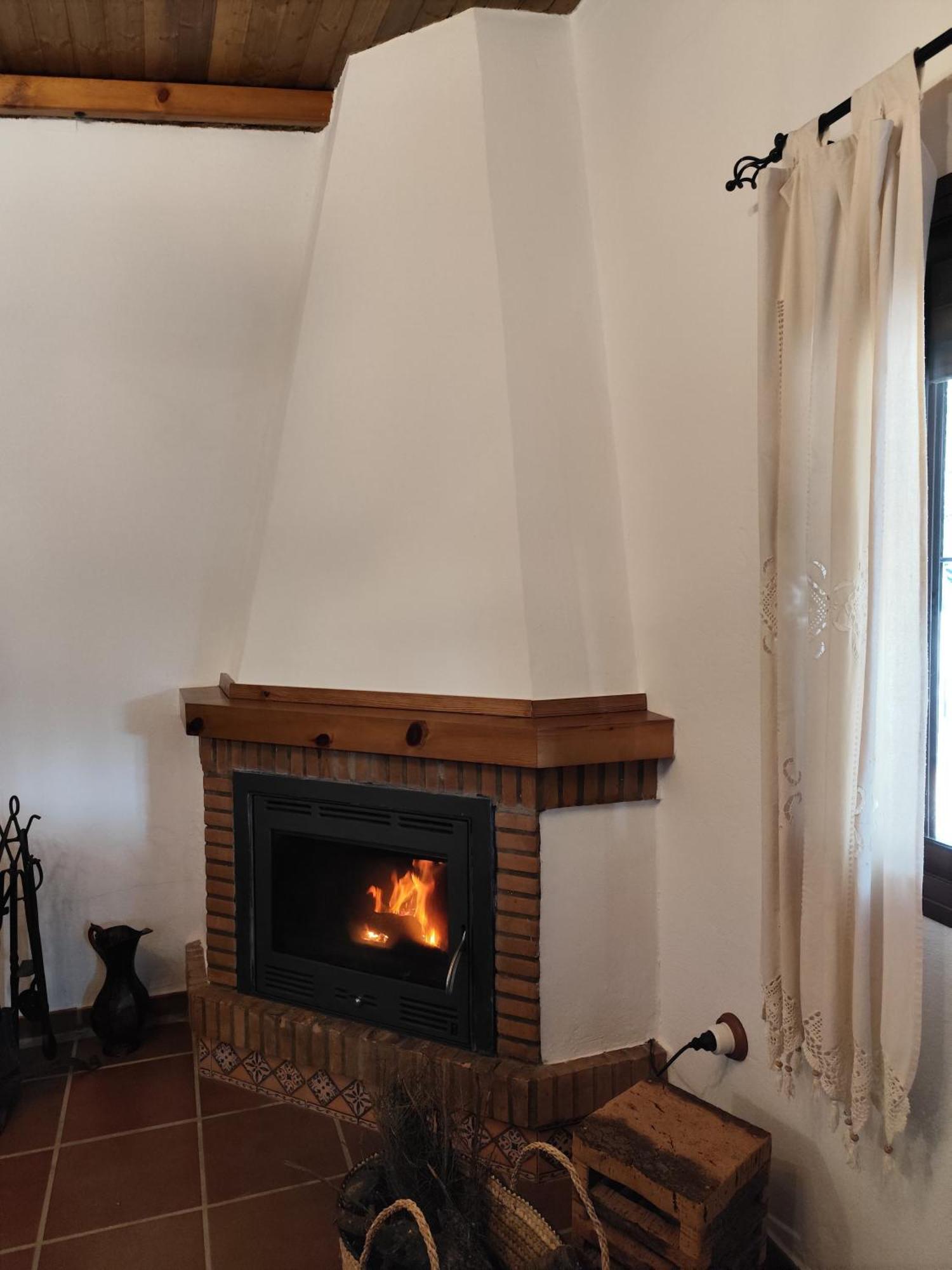 Vivienda Rural Los Madronos Malcocinado  外观 照片